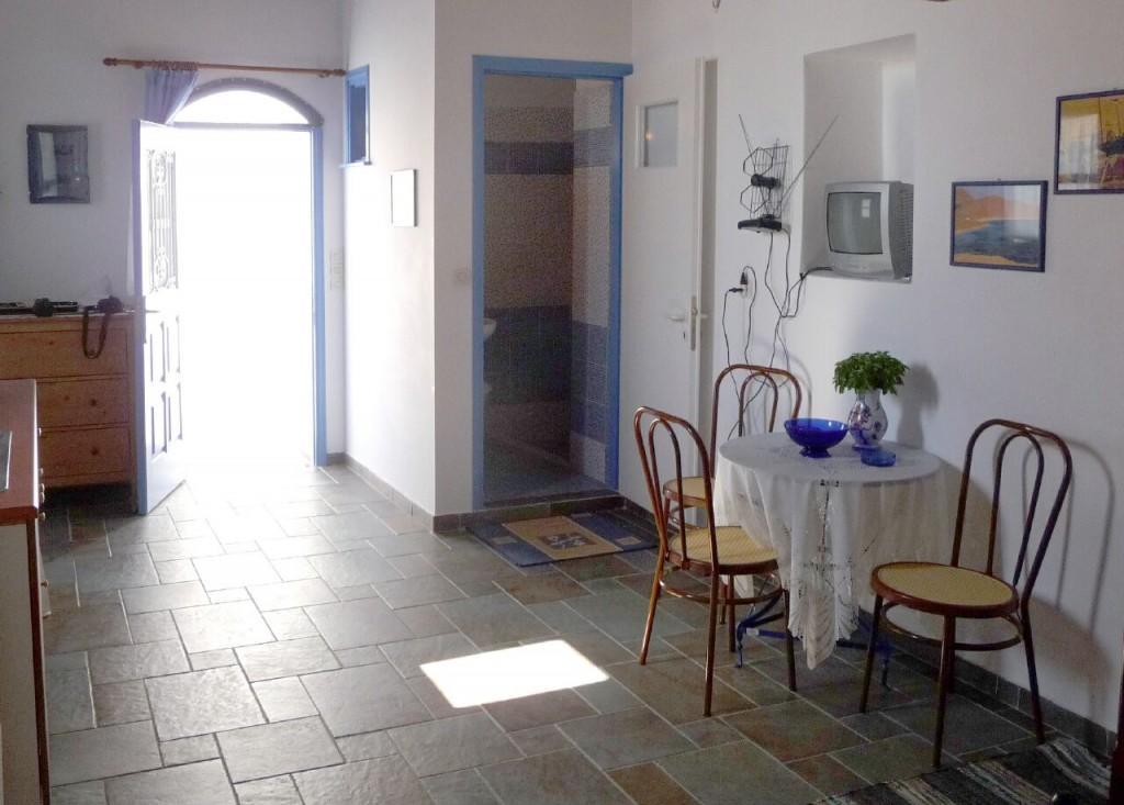 Floras Rooms And Studios Anafi Exterior foto